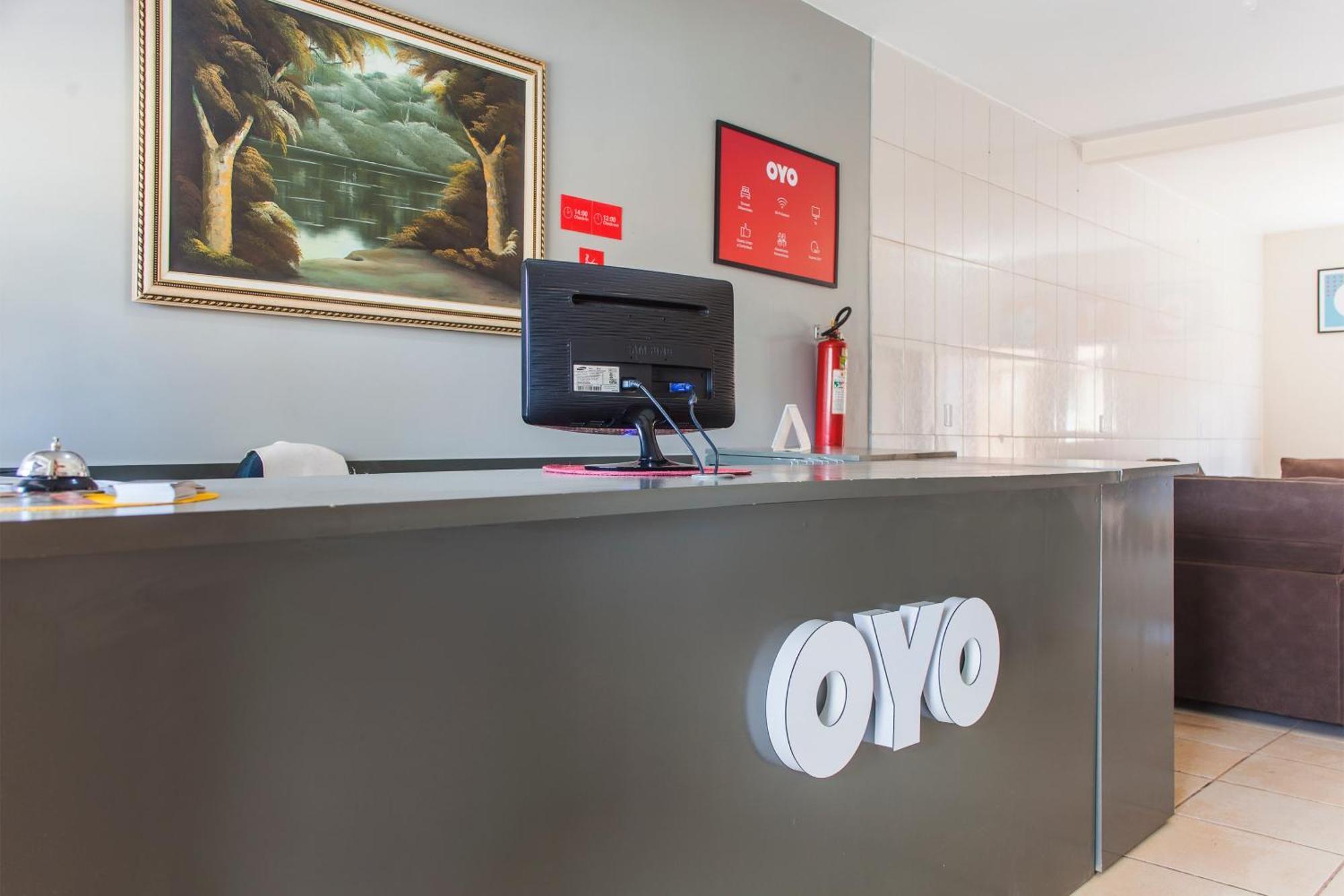 Oyo M&J Hotel Santo Antônio do Descoberto Exterior foto